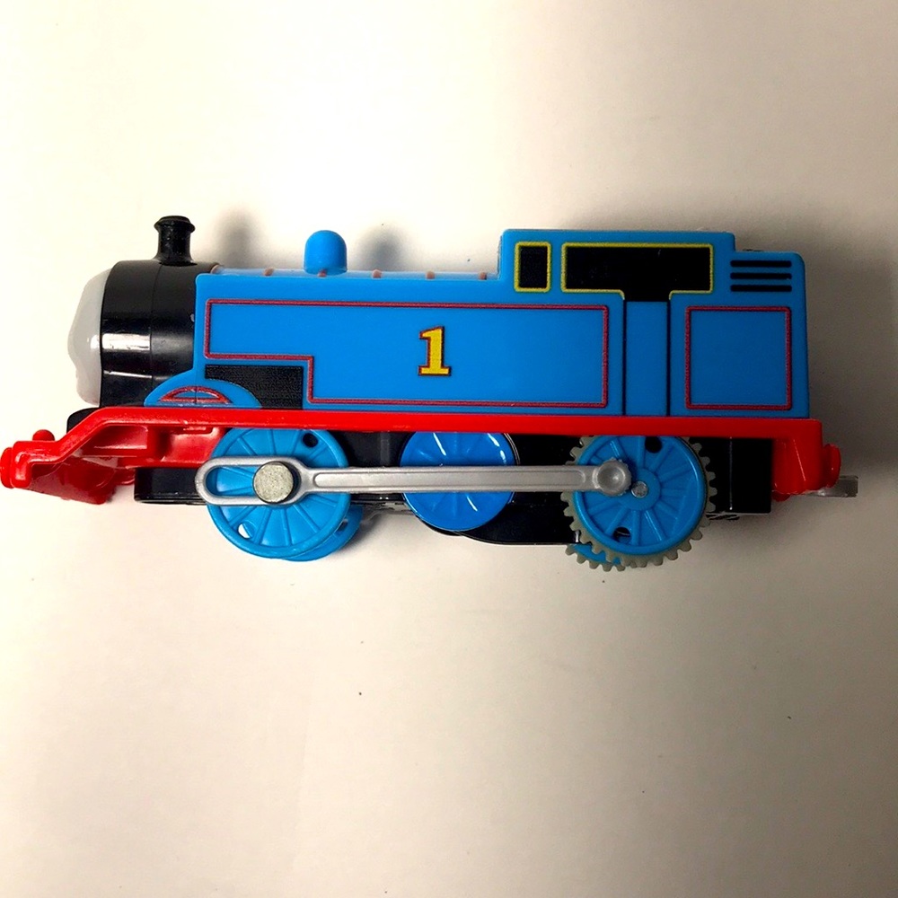 Thomas The Train Trackmaster Engine doesn’t work - Picture 2 of 5